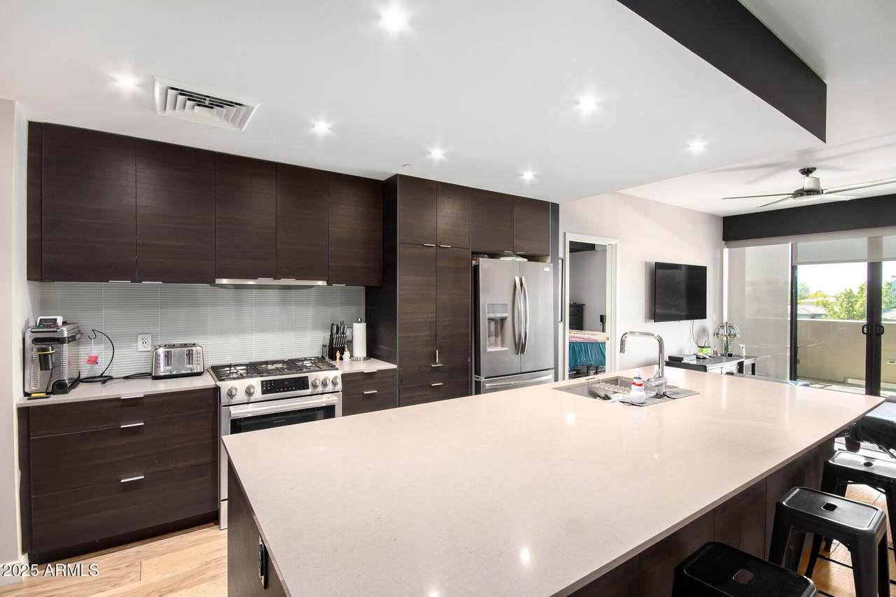 2300 Campbell Avenue - Photo 1