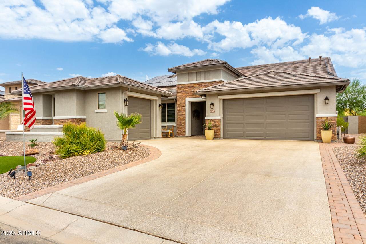 5715 Dakota Drive - Photo 1