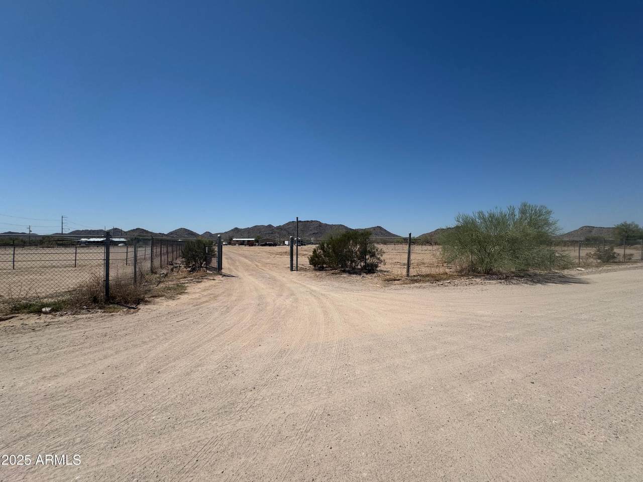 56163 Papago Road - Photo 1