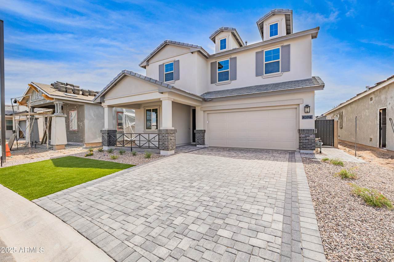 3621 Rochelle Circle - Photo 1