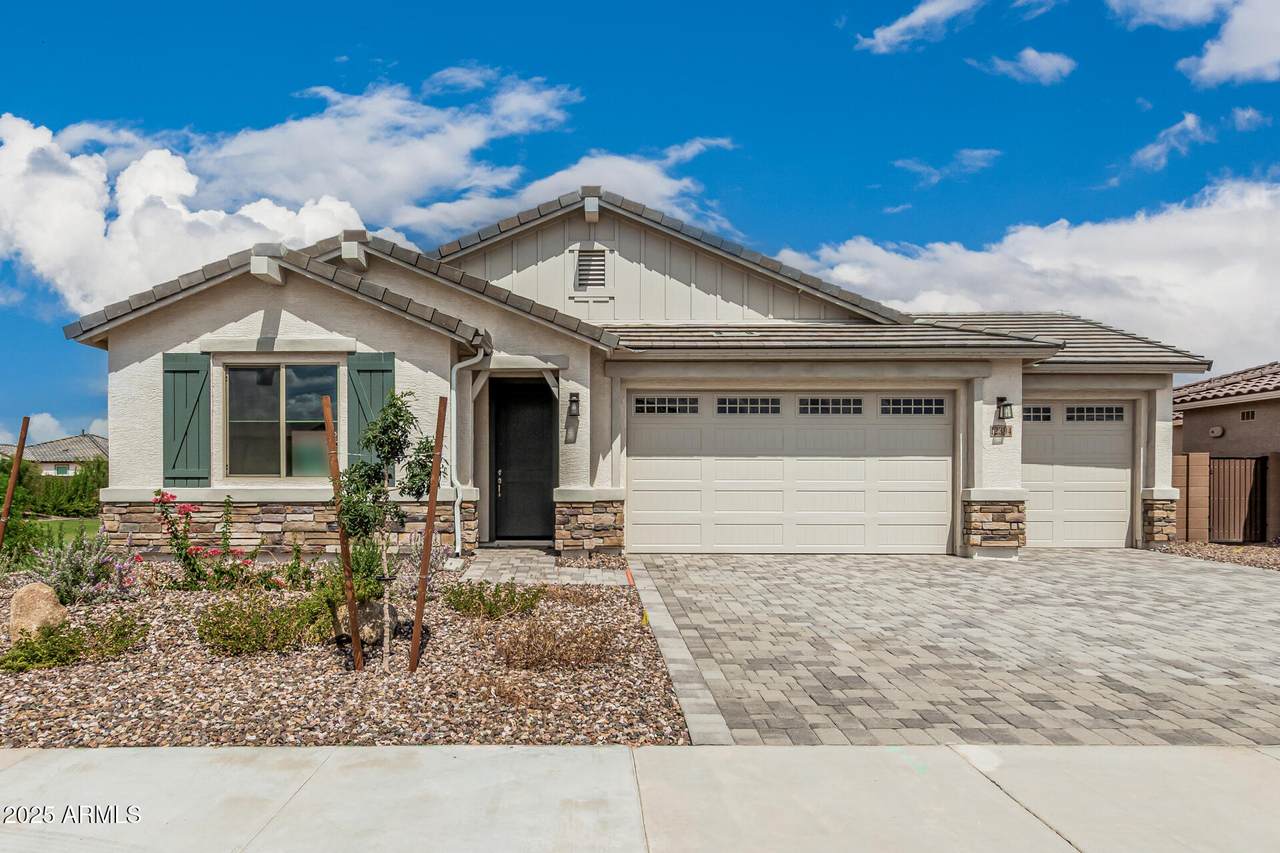 12394 Marguerite Avenue - Photo 1