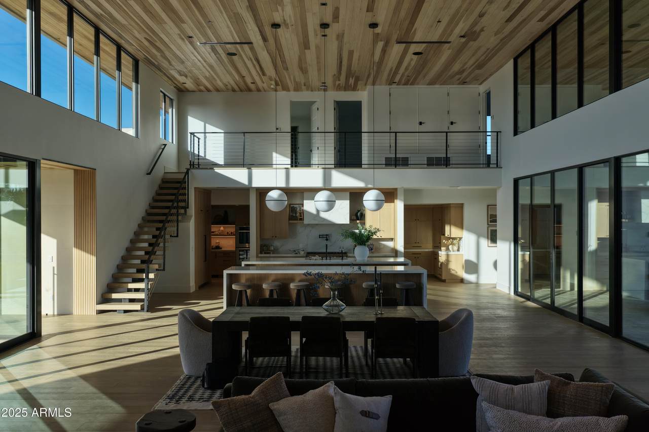 7432 Wethersfield Road - Photo 1