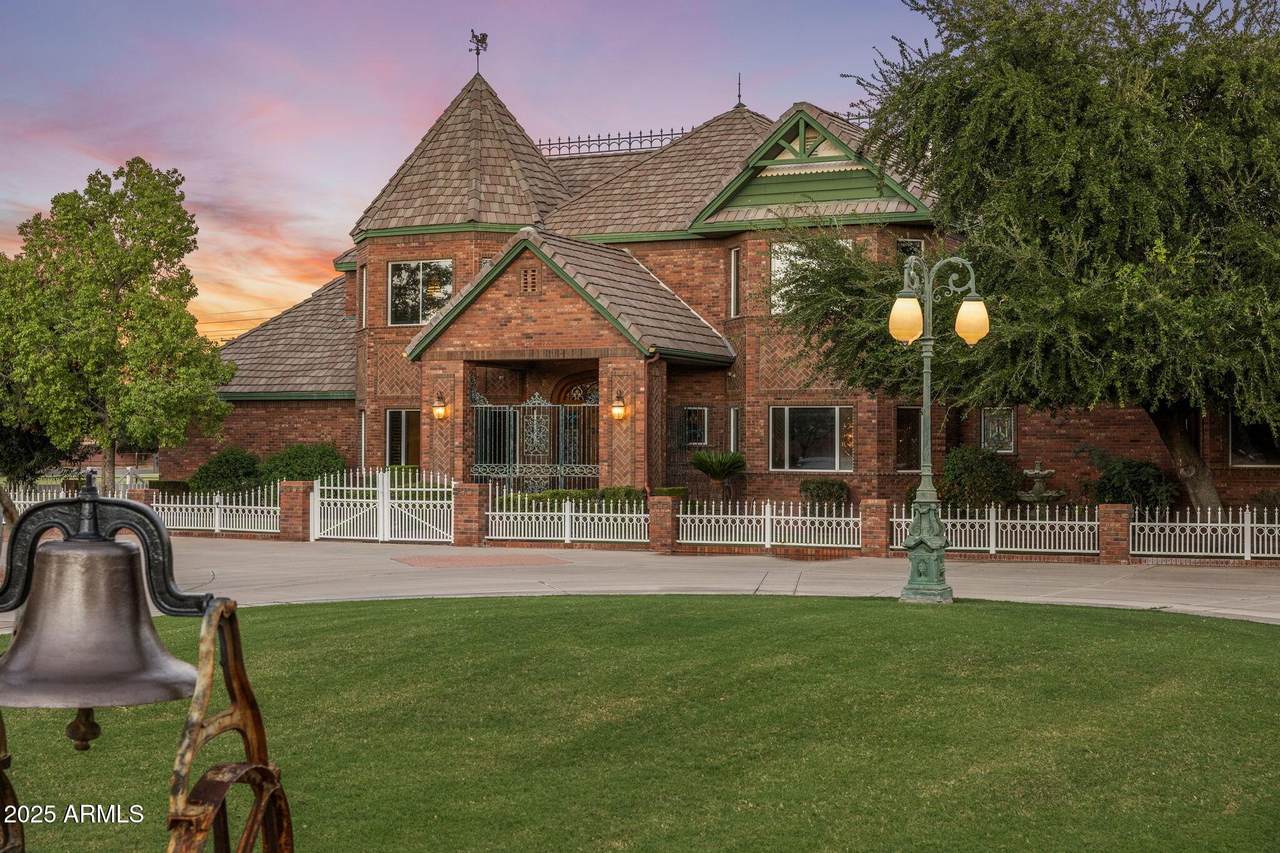 2025 Val Vista Drive - Photo 1