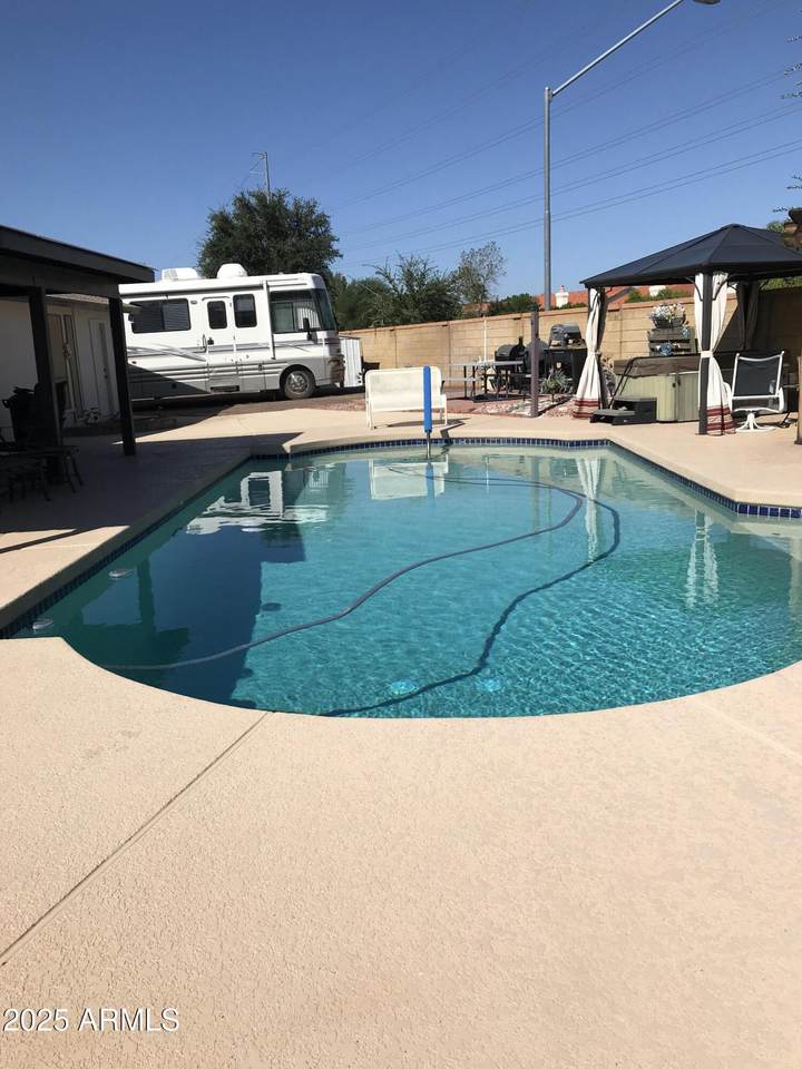 5318 Shaw Butte Drive - Photo 1