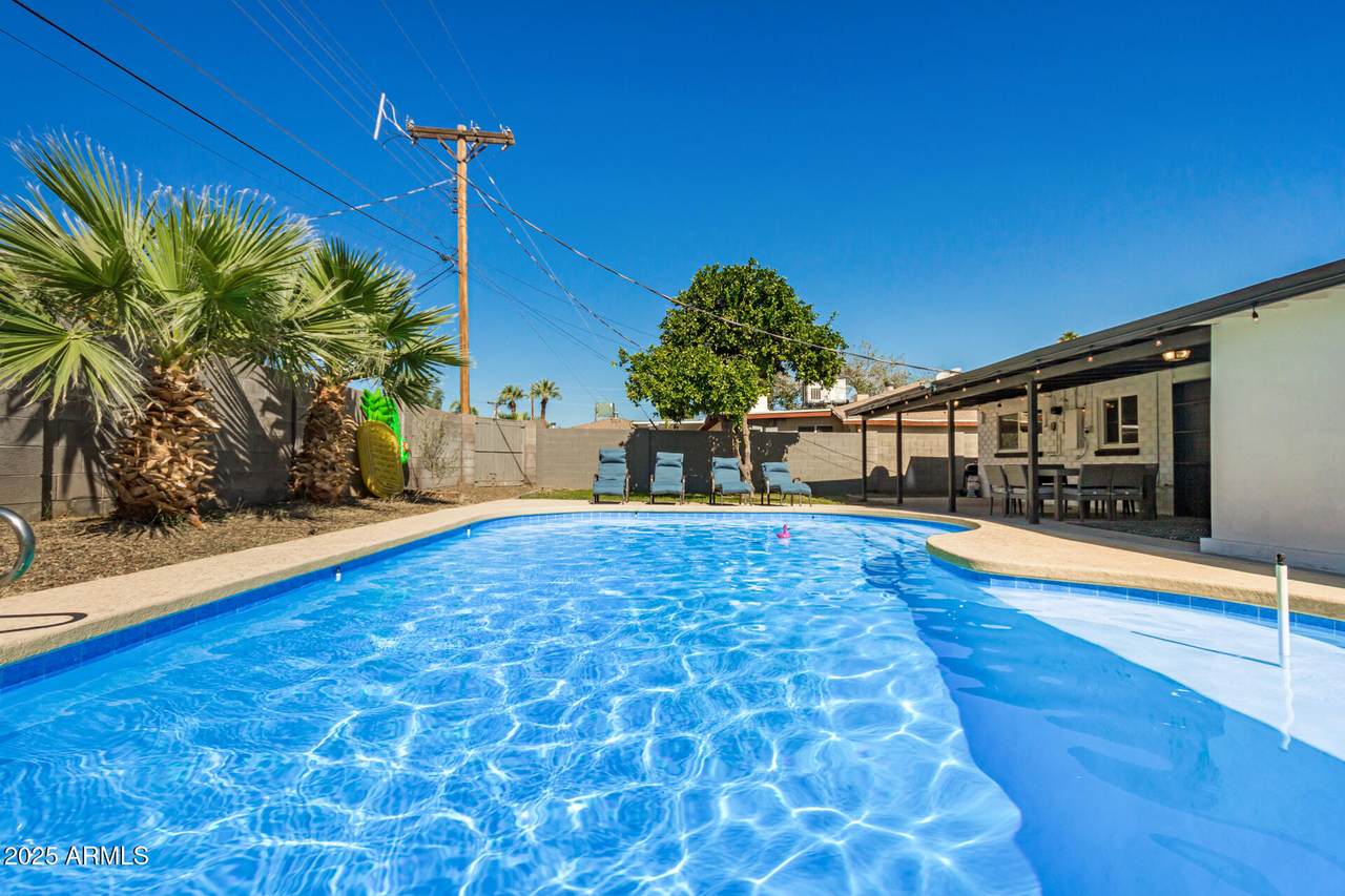 2228 74TH Way - Photo 1