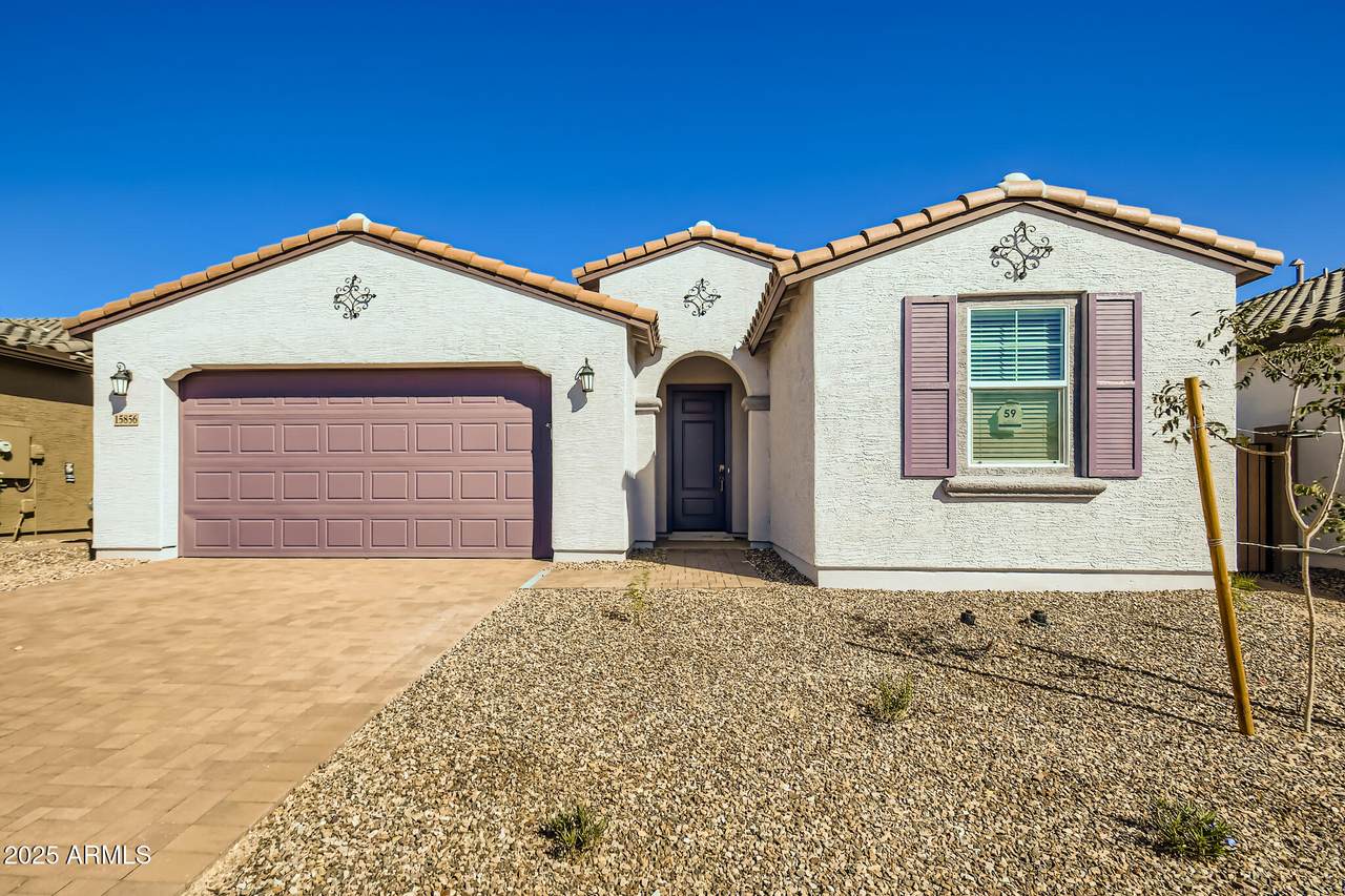 15856 Winslow Avenue - Photo 1