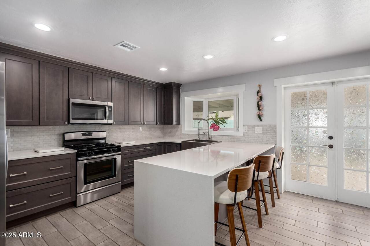 1319 7TH Avenue - Photo 1