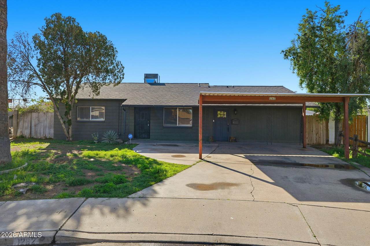 1262 Jay Circle - Photo 1