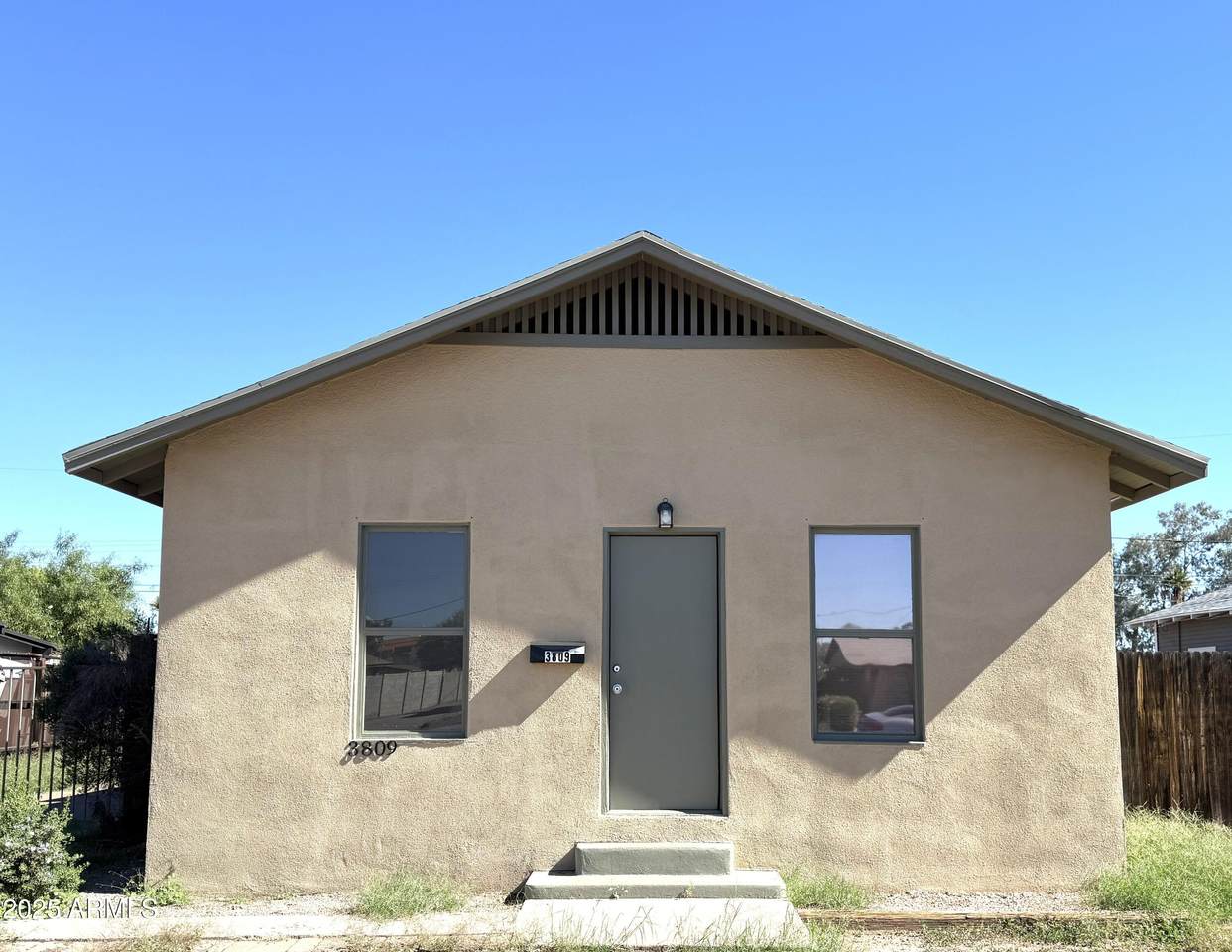 3809 9TH Place - Photo 1