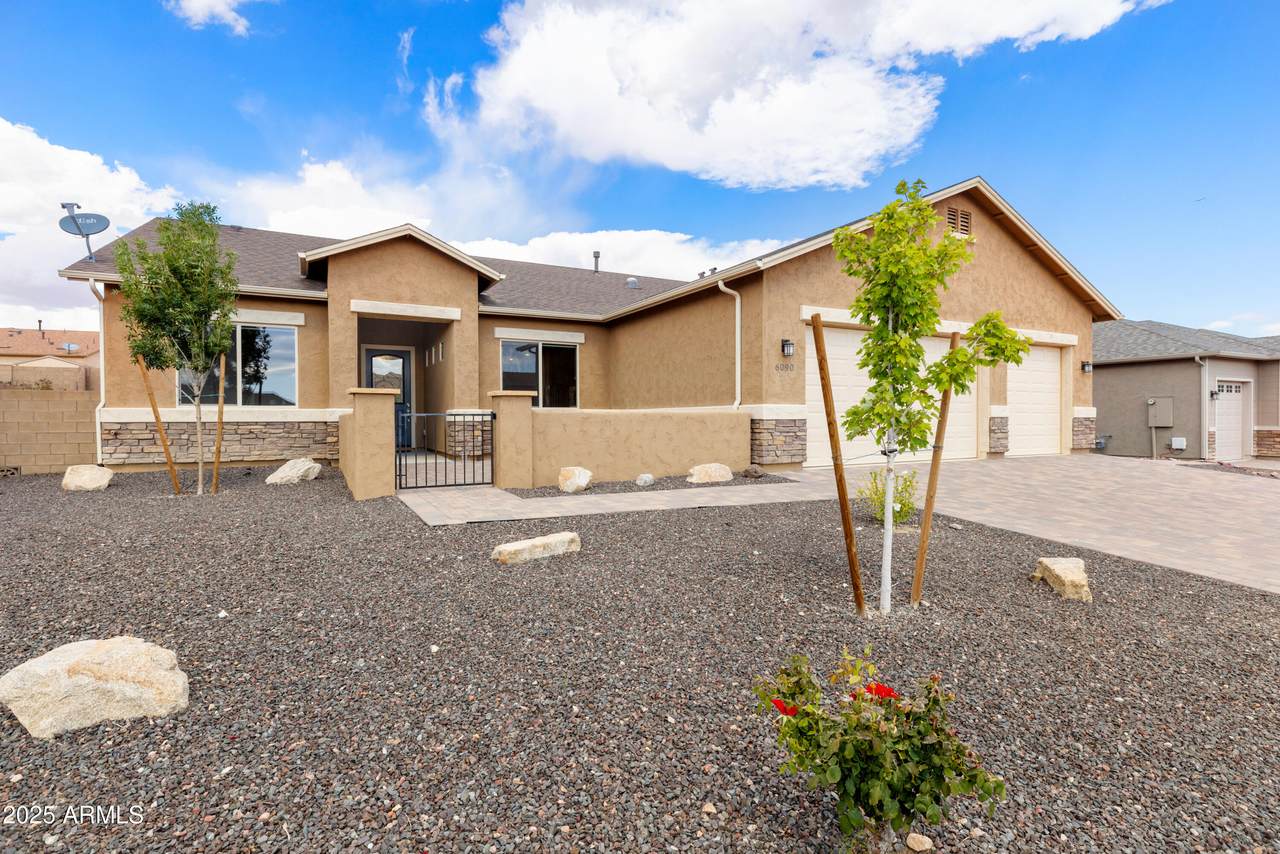 6090 Shetland Way - Photo 1