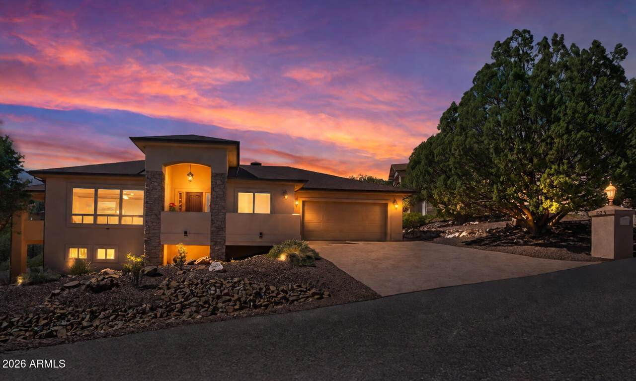 525 Lotus Court - Photo 1