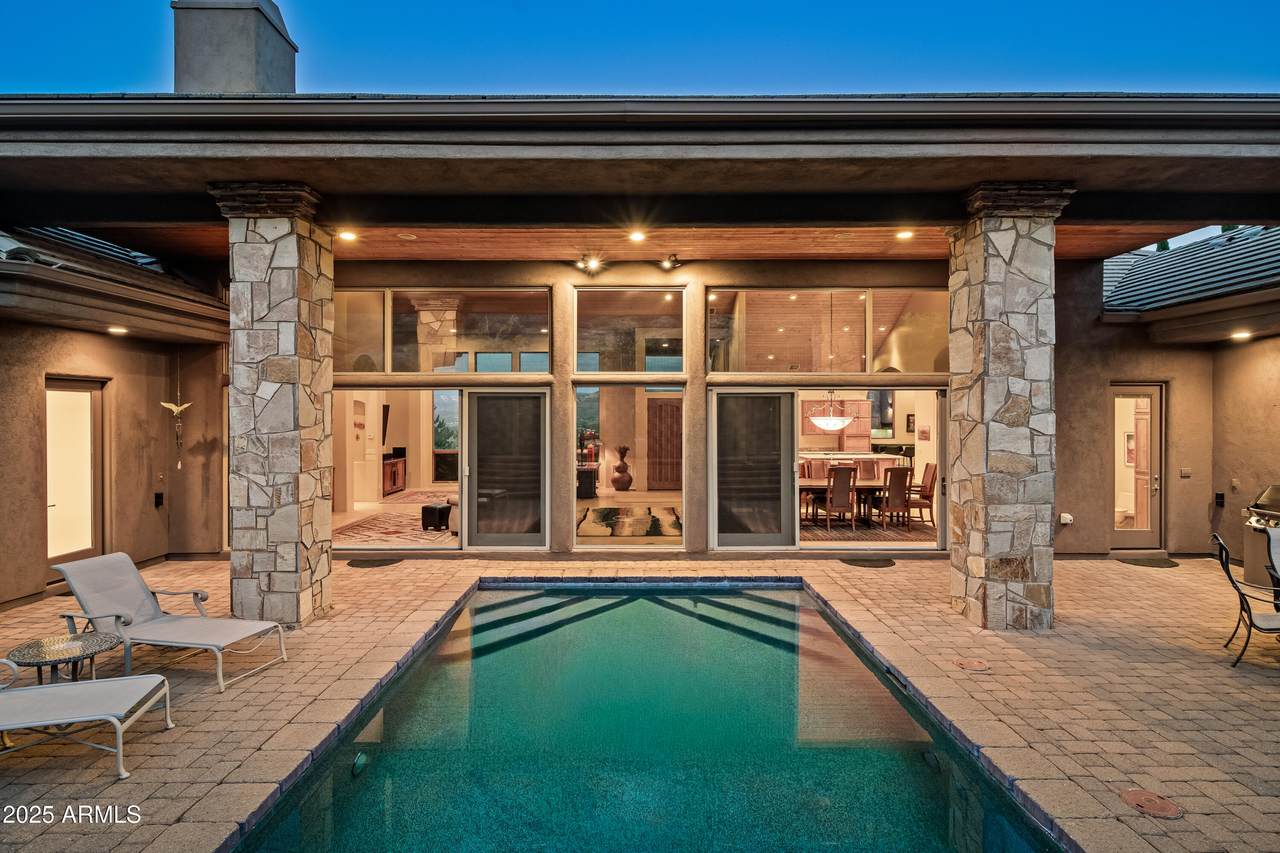 220 Crystal Sky Drive - Photo 1