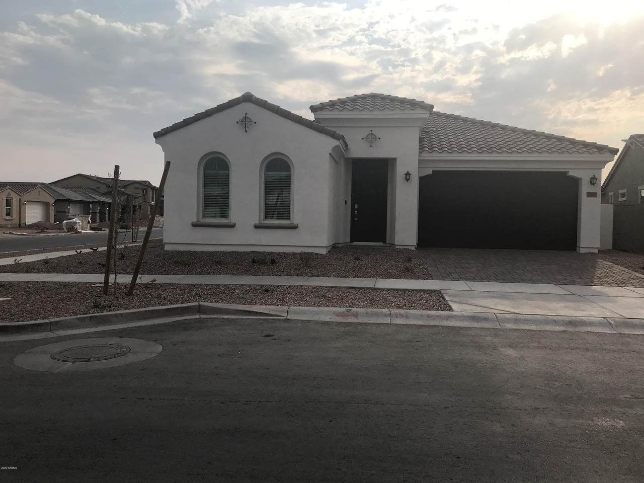 4048 Zodiac - Photo 1