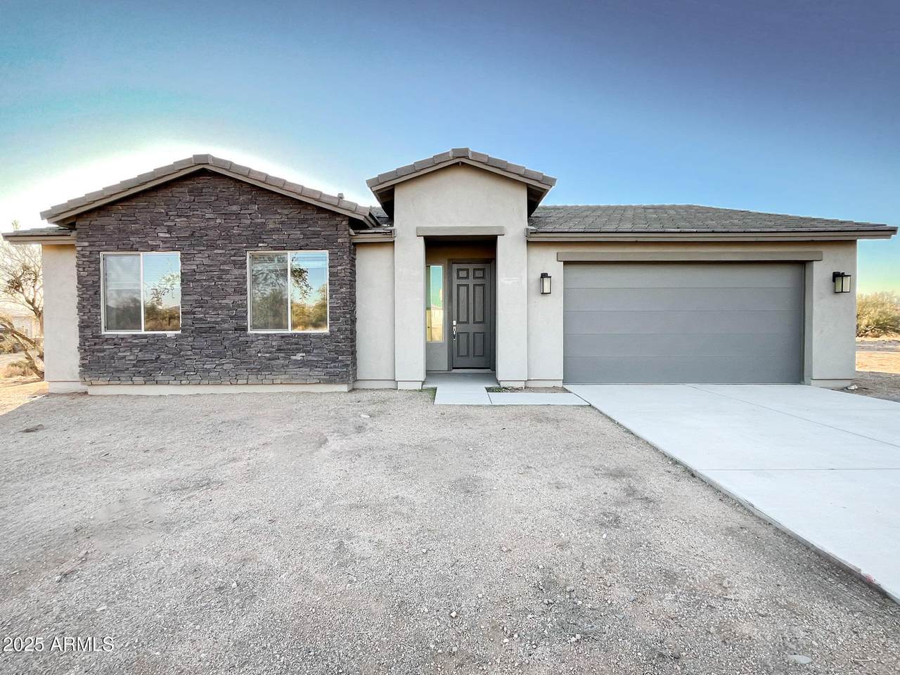 231 Santa Cruz Drive - Photo 1