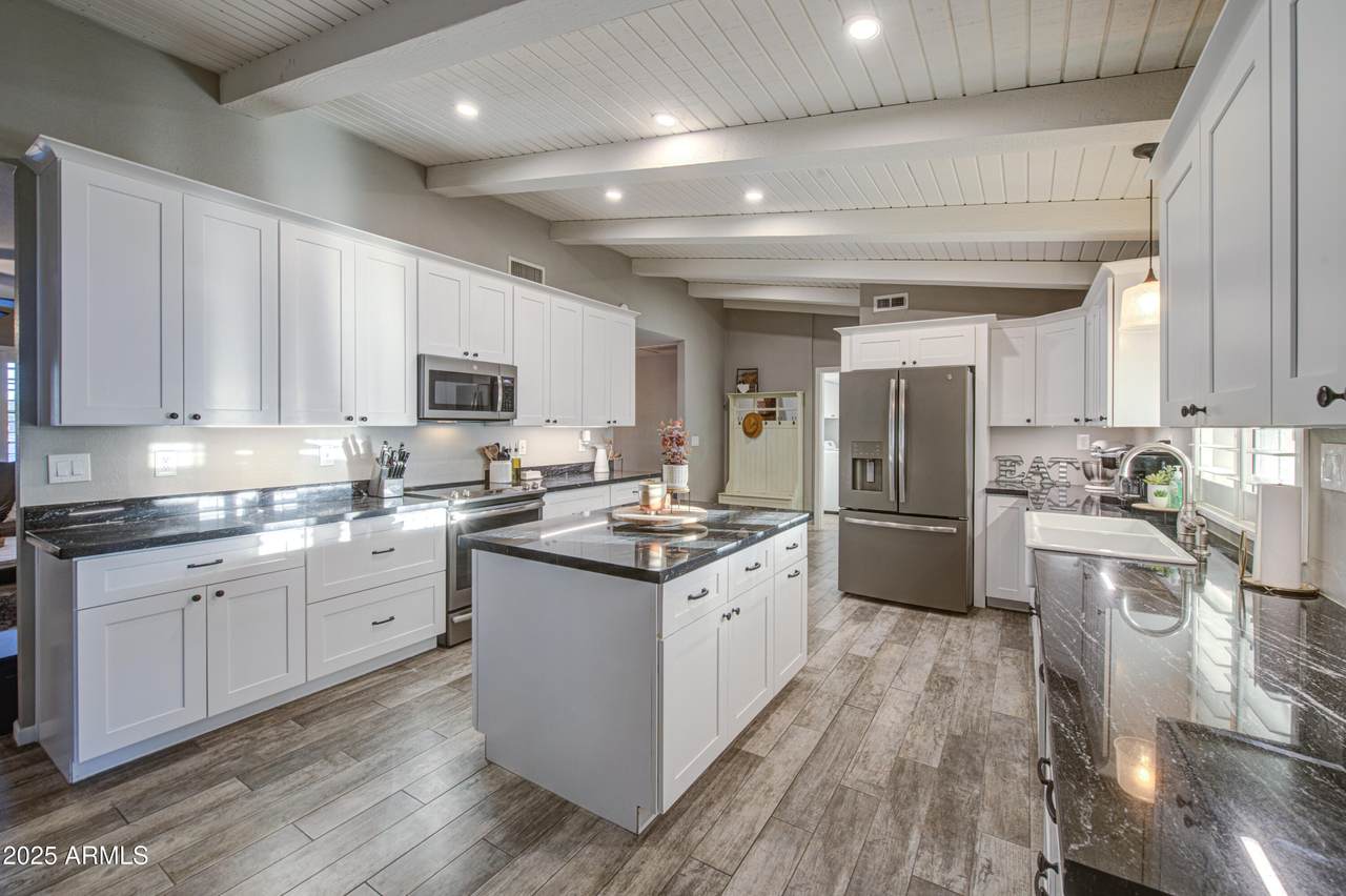 2246 Forest - Photo 1