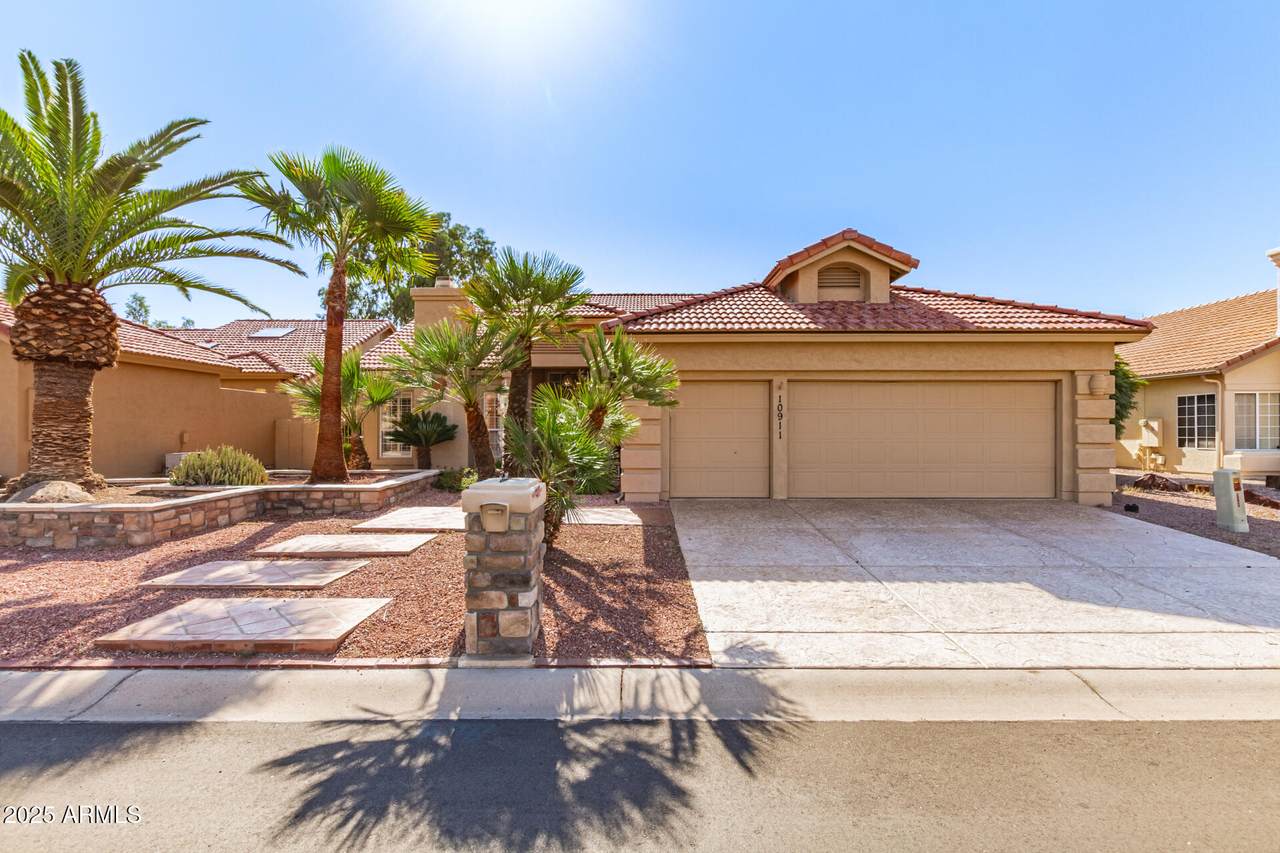 10911 San Tan Boulevard - Photo 1