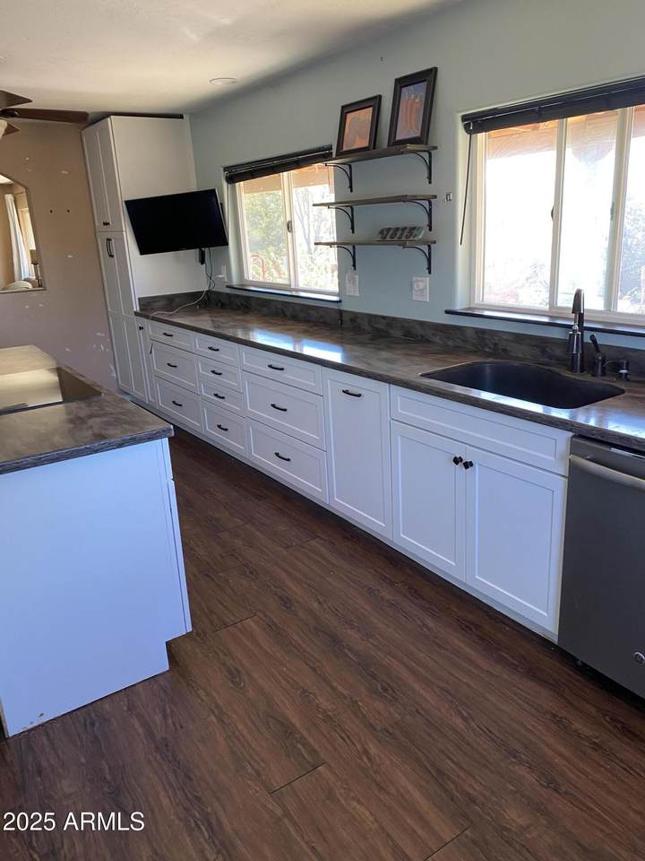 1815 Northside Drive - Photo 1