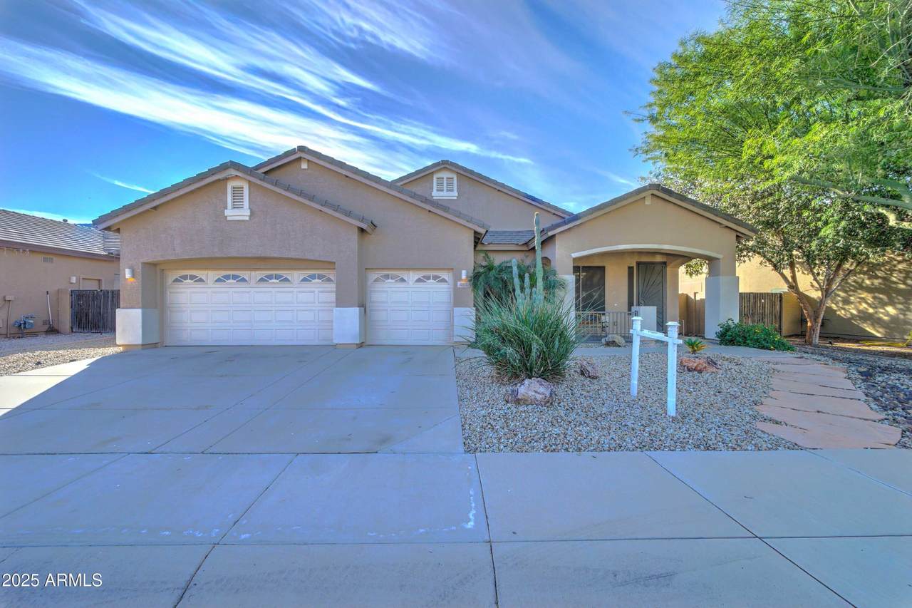 4611 Paseo Way - Photo 1