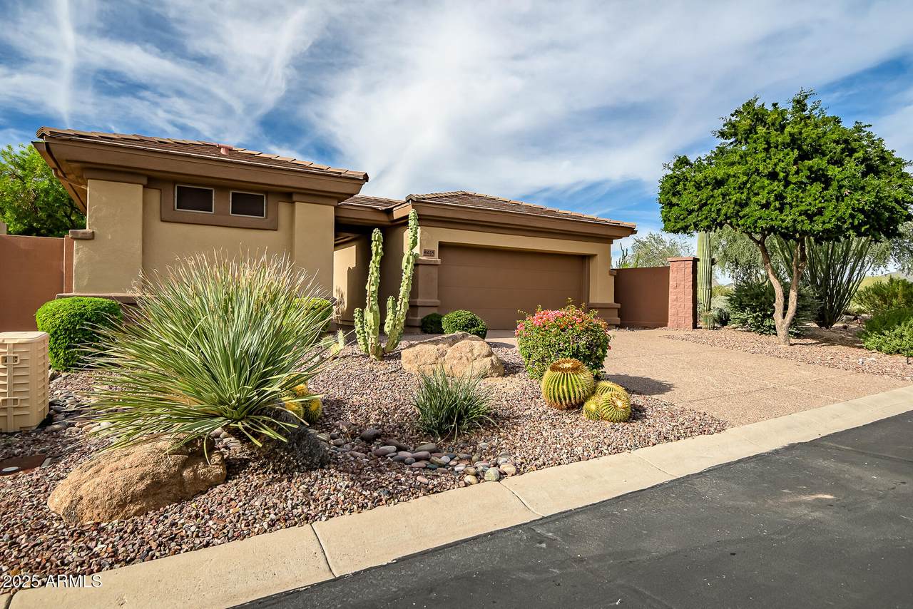 41628 Cedar Chase Road - Photo 1