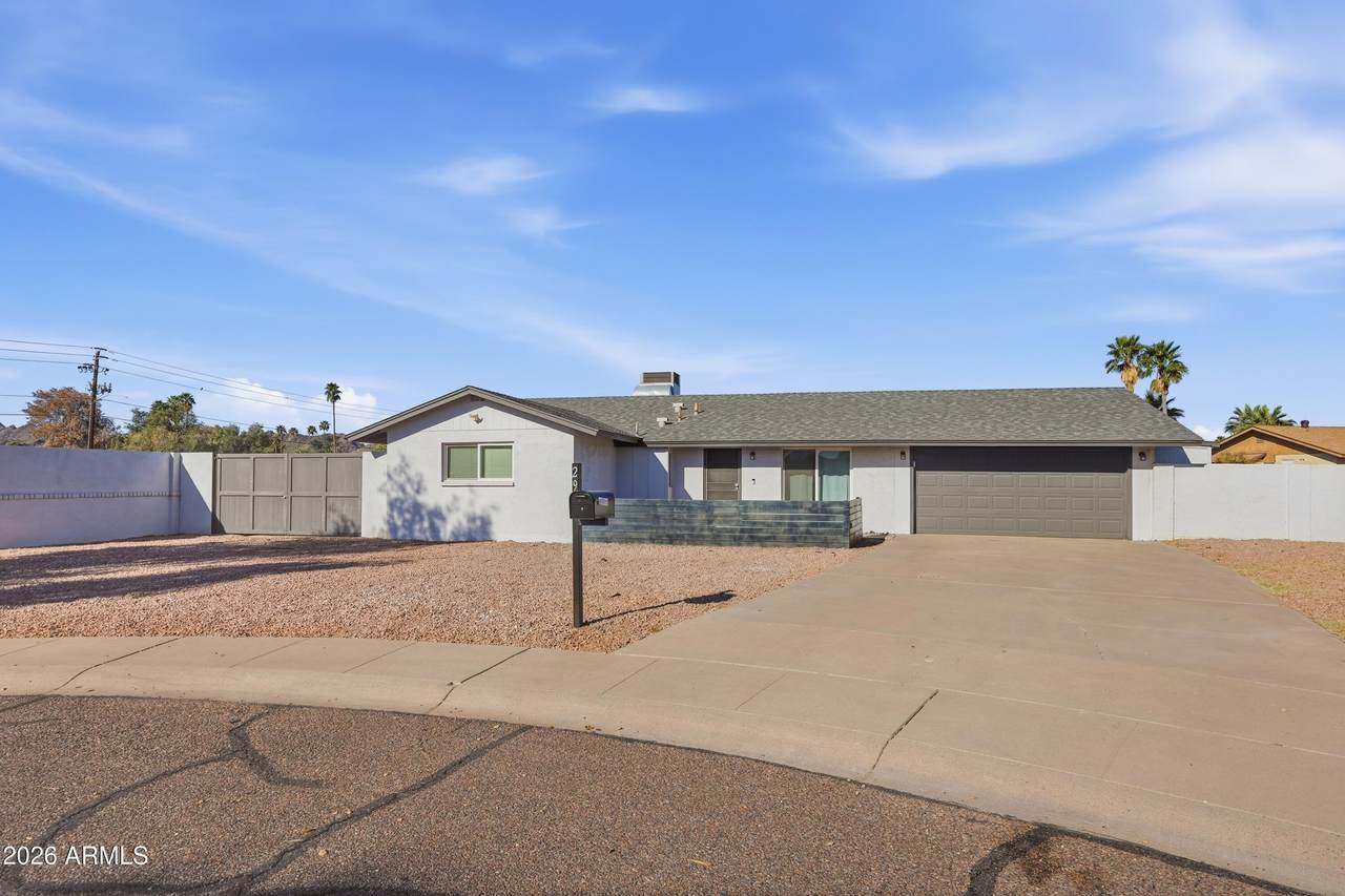 2914 Cactus Road - Photo 1