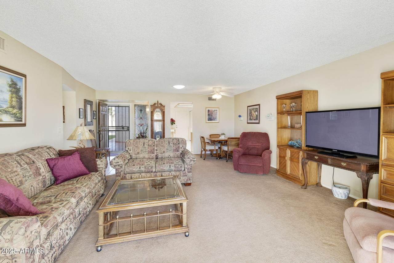 557 Palo Verde Way - Photo 1