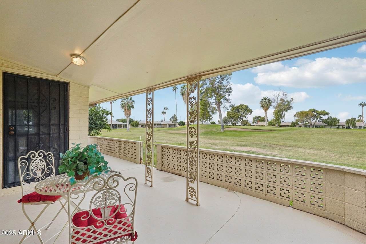 9402 109TH Drive - Photo 1