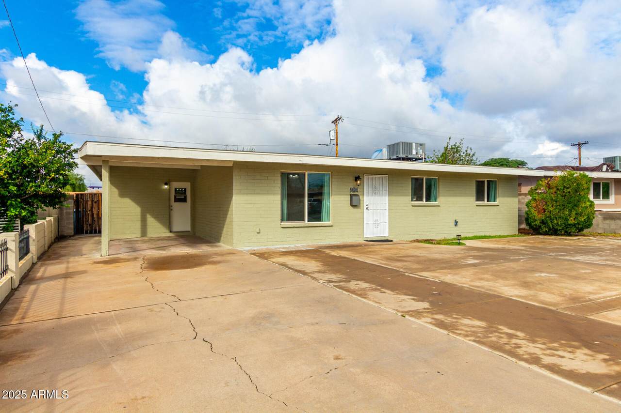 6030 32ND Avenue - Photo 1