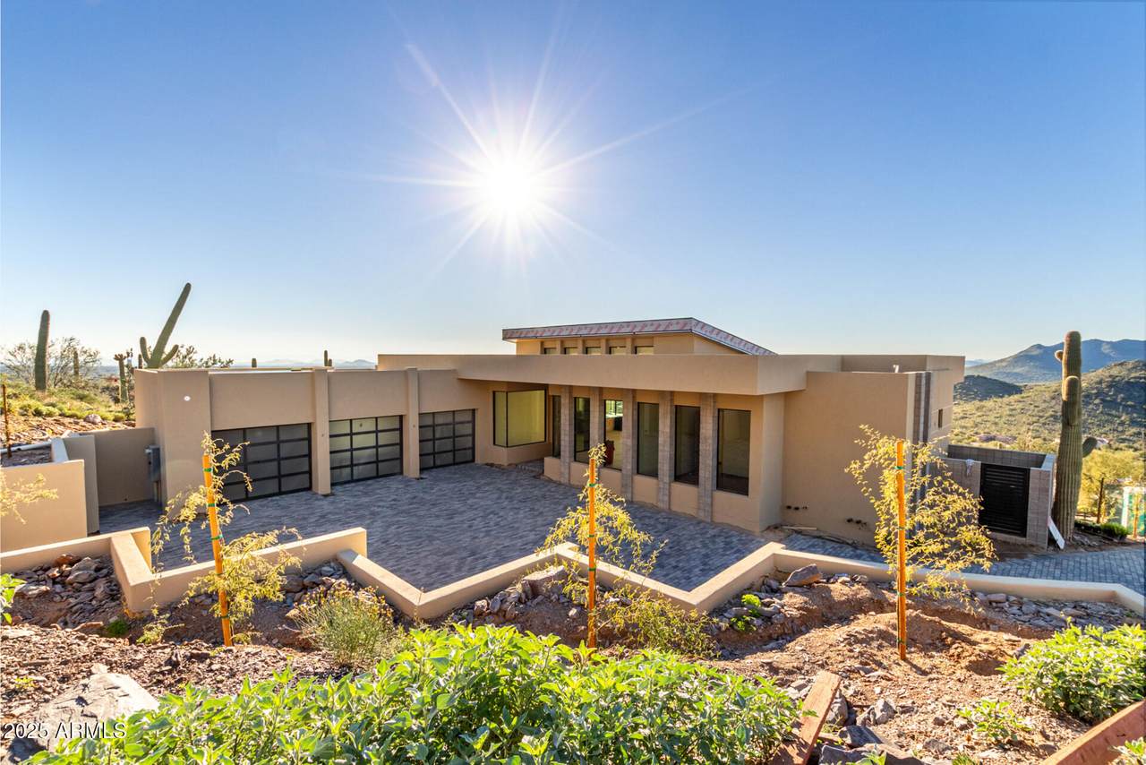 36320 62ND Street - Photo 1