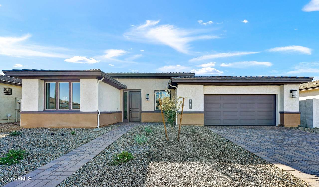 1315 Via Las Brisas - Photo 1