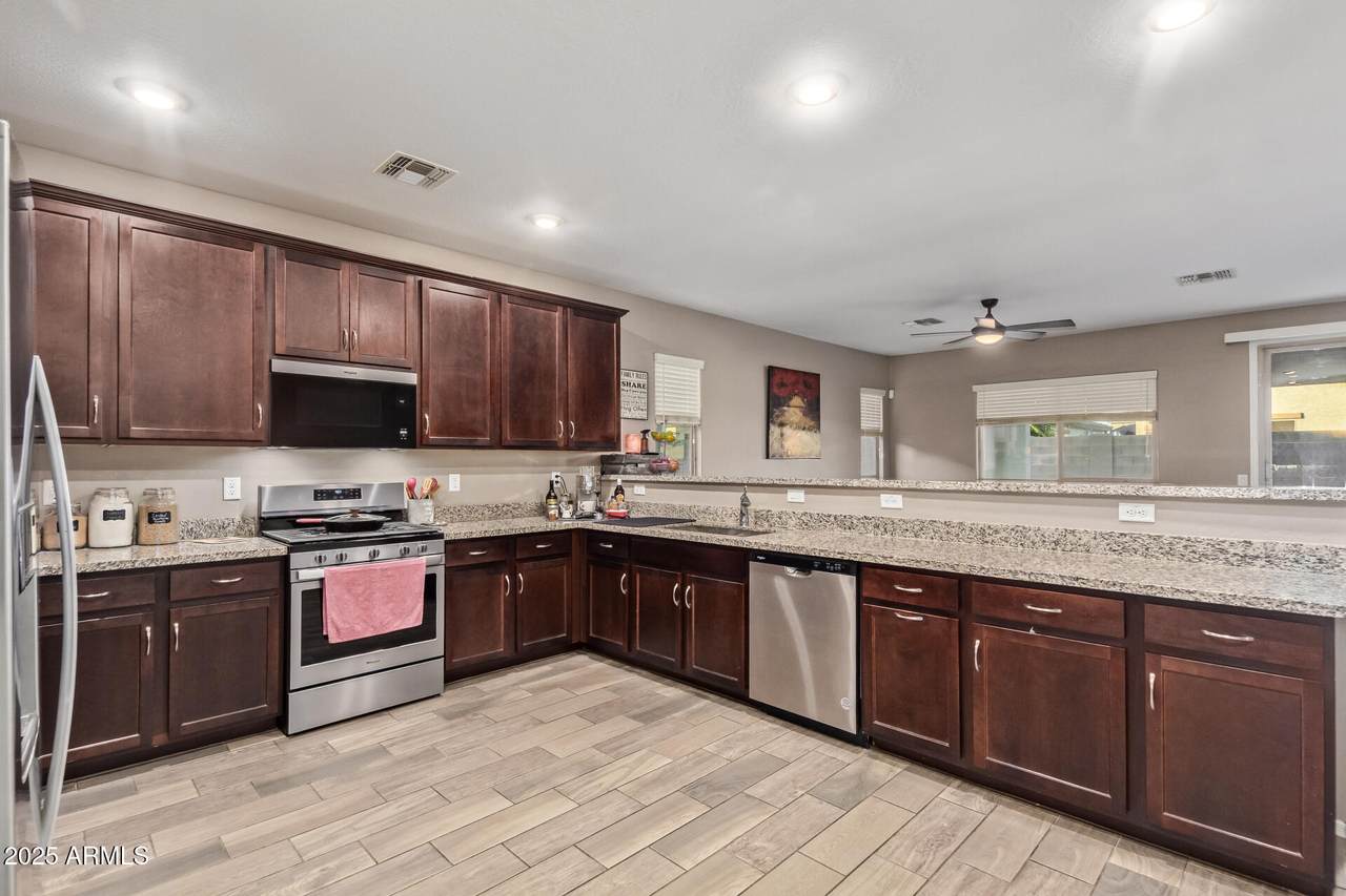 17142 Diana Avenue - Photo 1