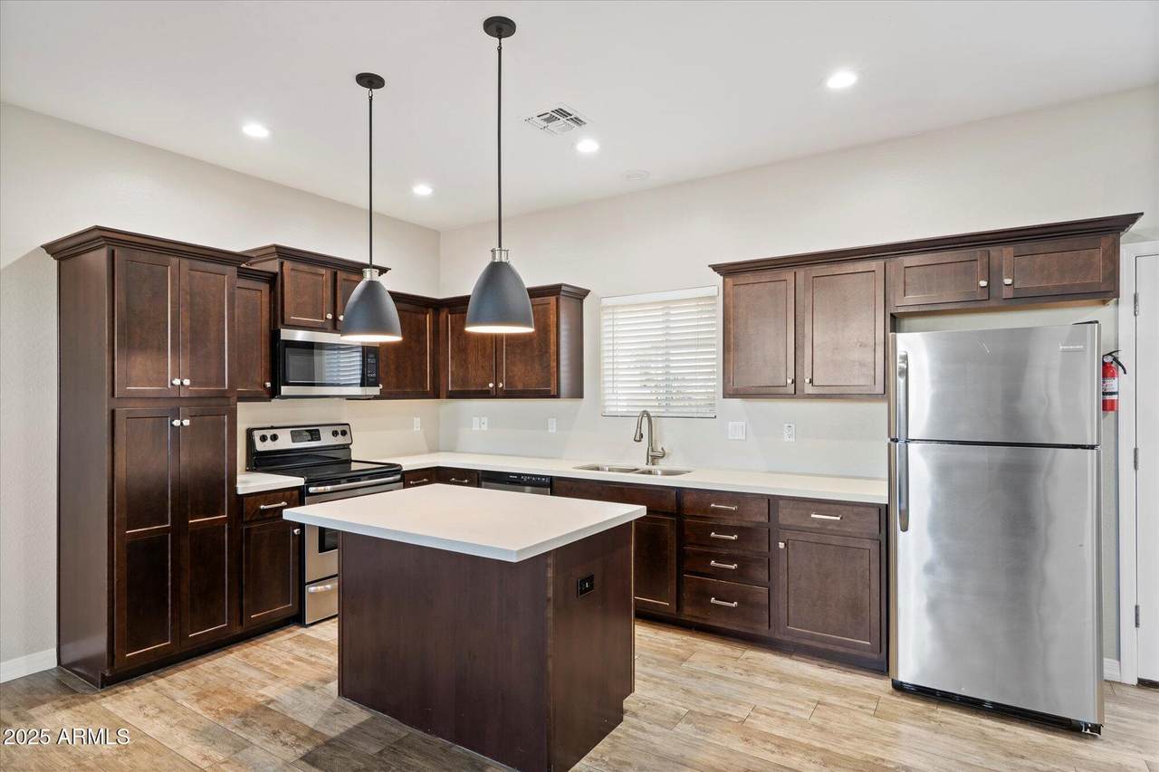 3010 37TH Street - Photo 1