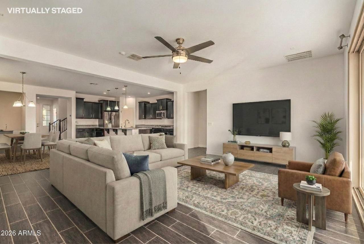 9895 Via Del Sol - Photo 1