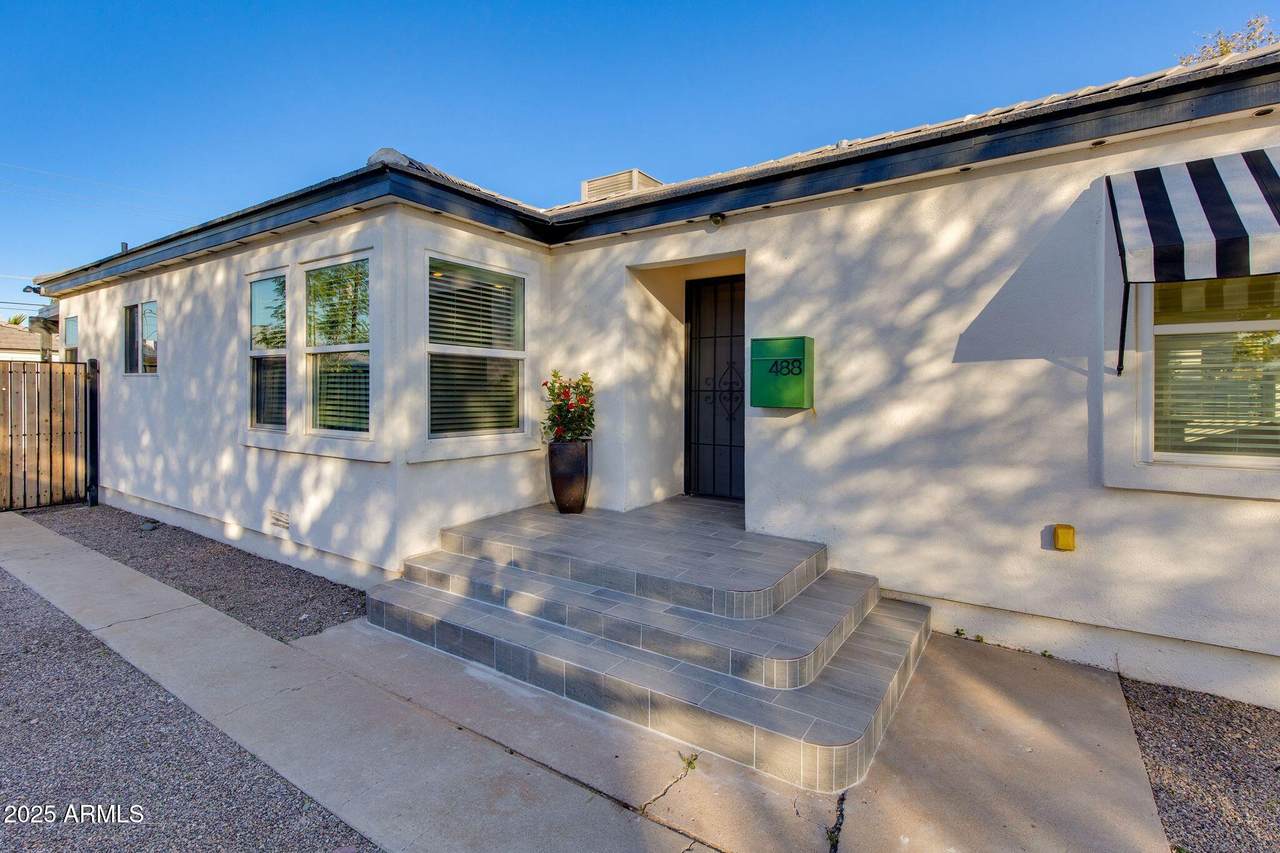 488 Washington Street - Photo 1