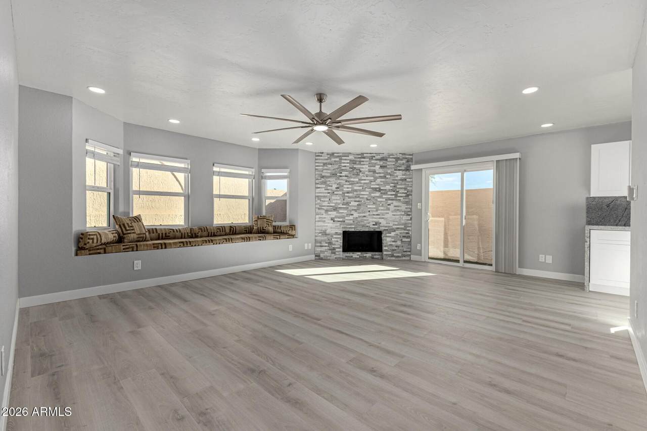 10949 Hope Drive - Photo 1