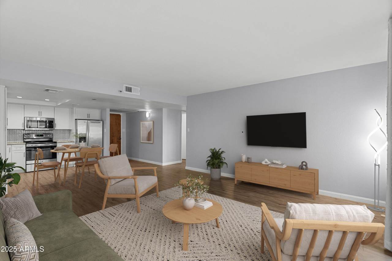 7950 Camelback Road - Photo 1