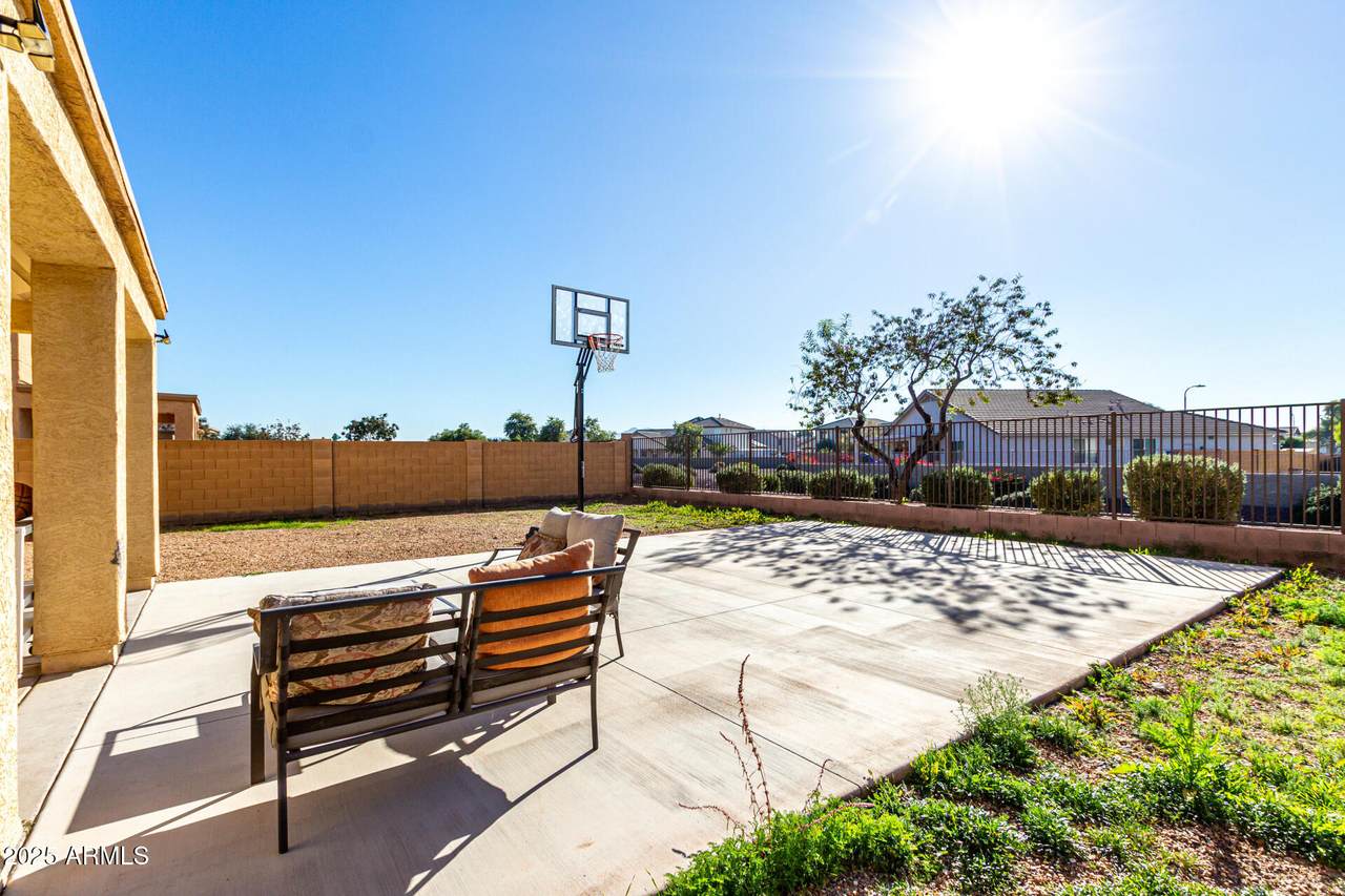 7313 Carter Road - Photo 1