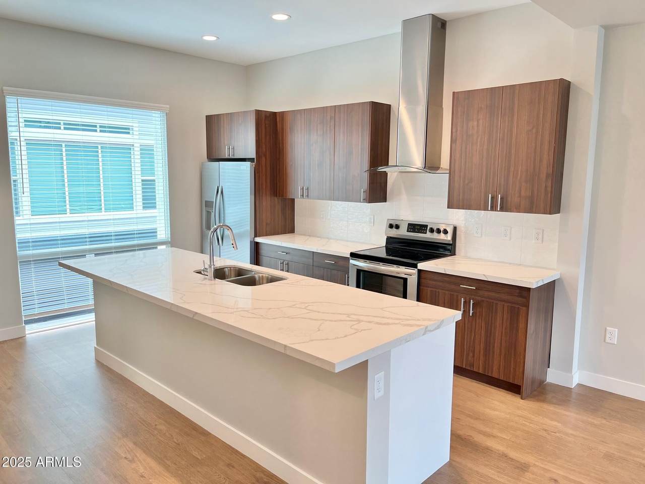915 Missouri Avenue - Photo 1