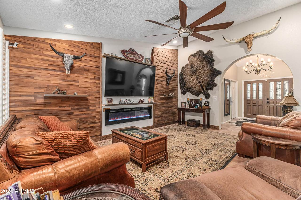 1426 Spire Court - Photo 1