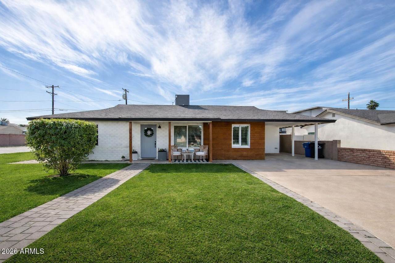 2917 Pinchot Avenue - Photo 1