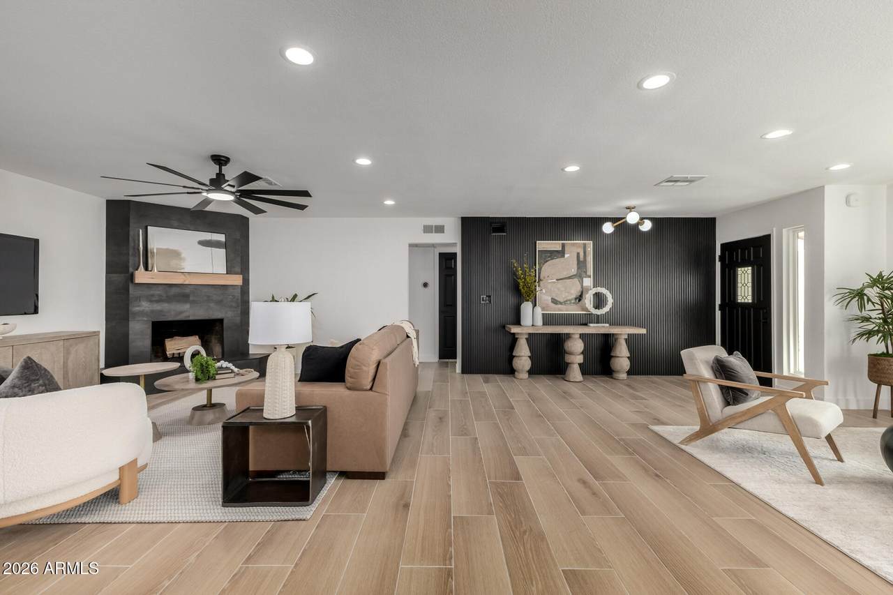 5040 Columbine Drive - Photo 1