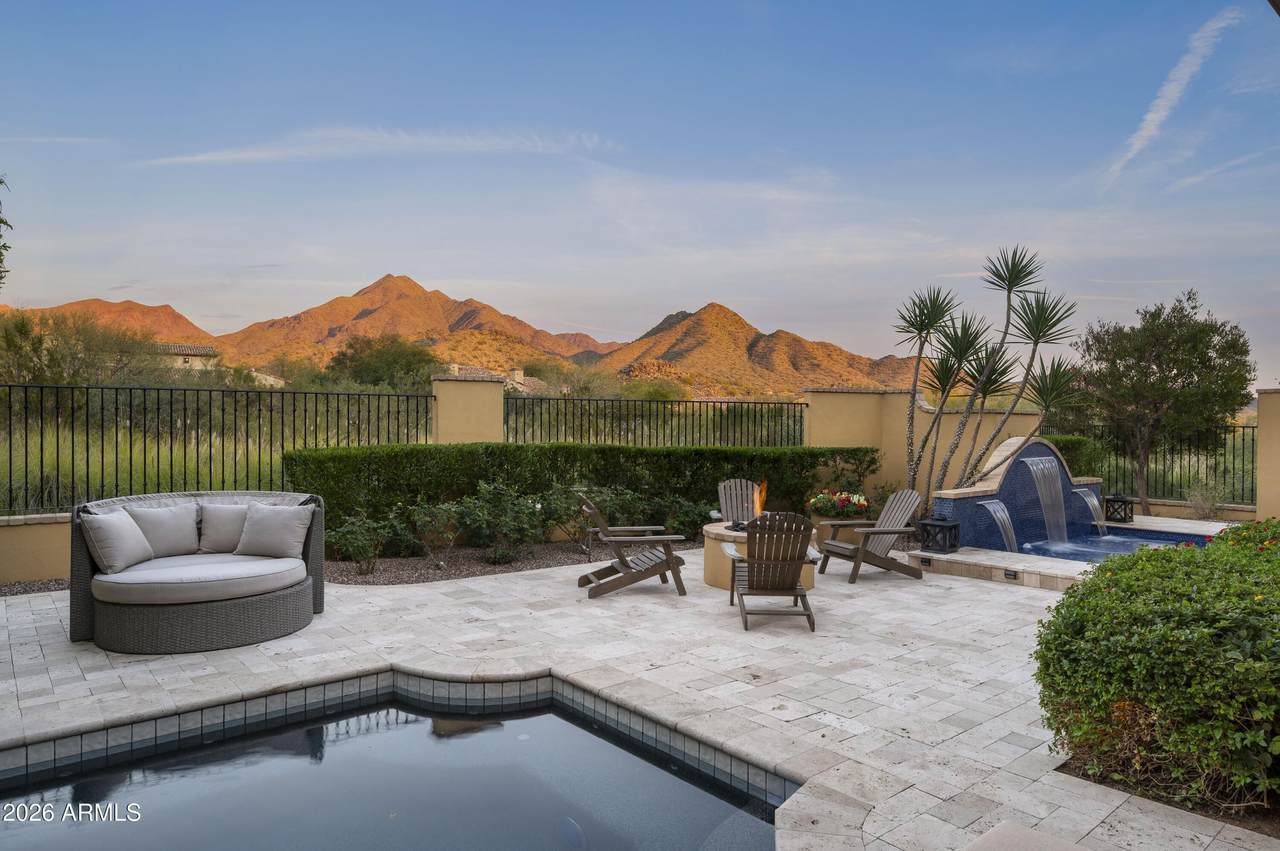 18749 101ST Street - Photo 1