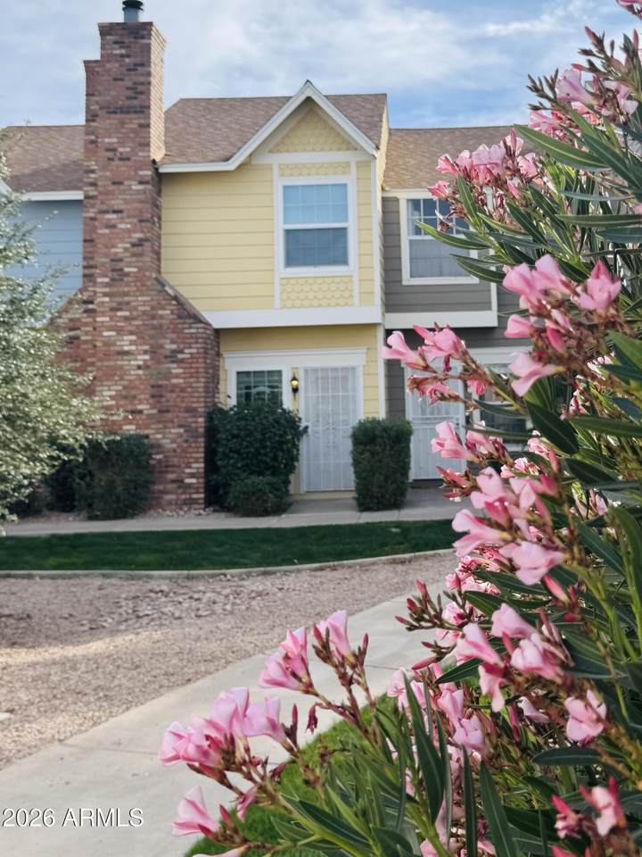 1970 Hartford Street - Photo 1