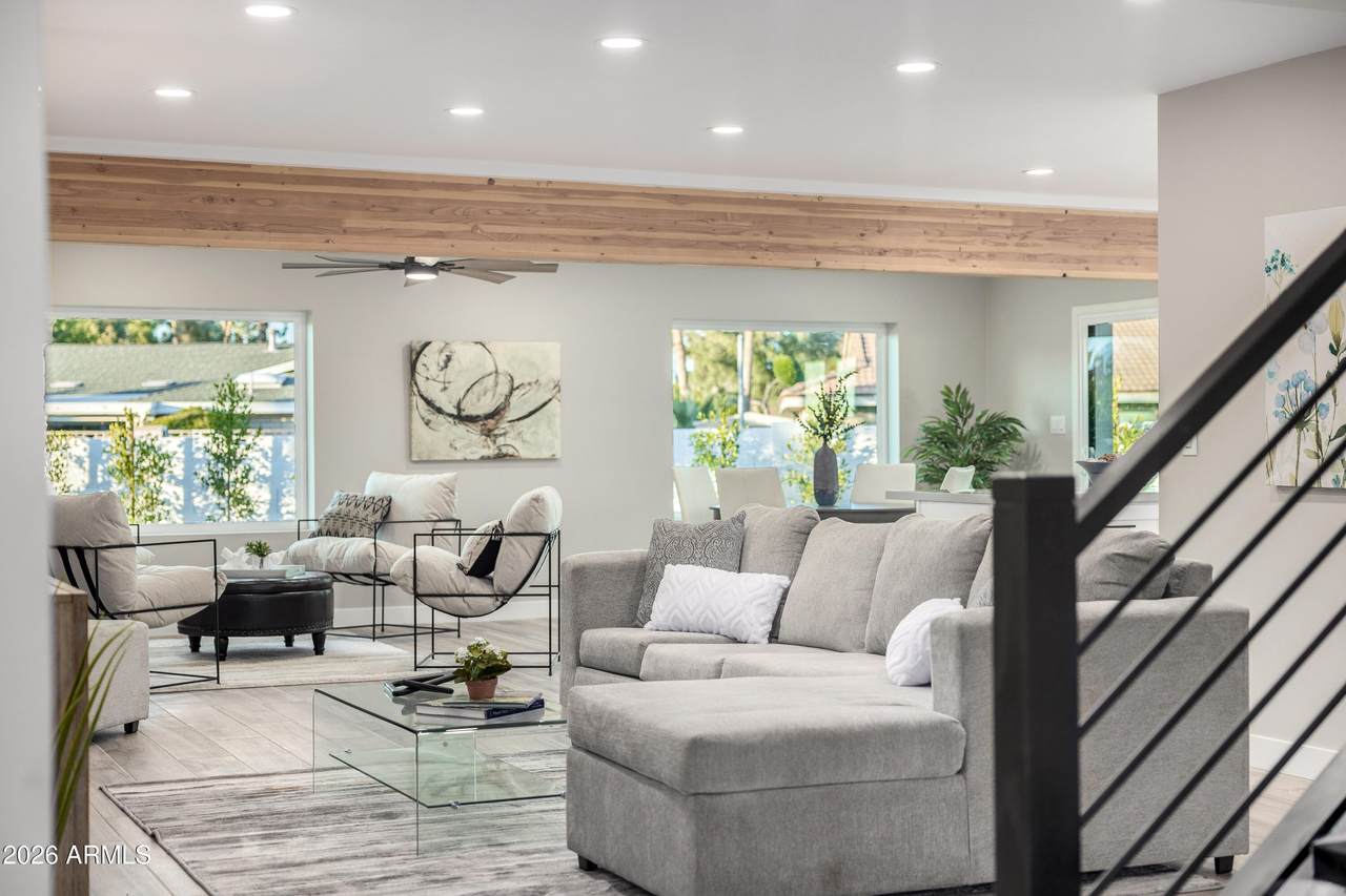 6 Piping Rock Road - Photo 1