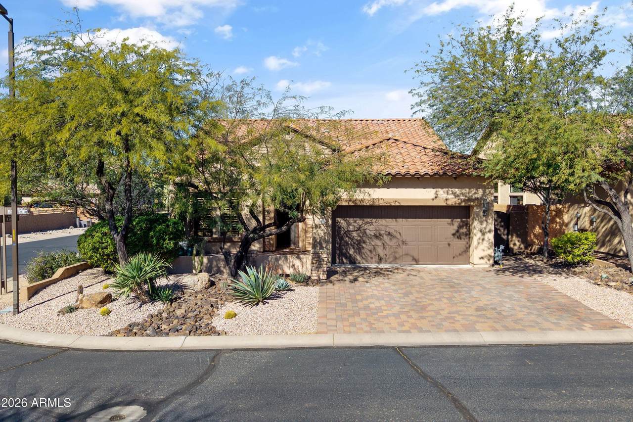 6832 Pearl Street - Photo 1