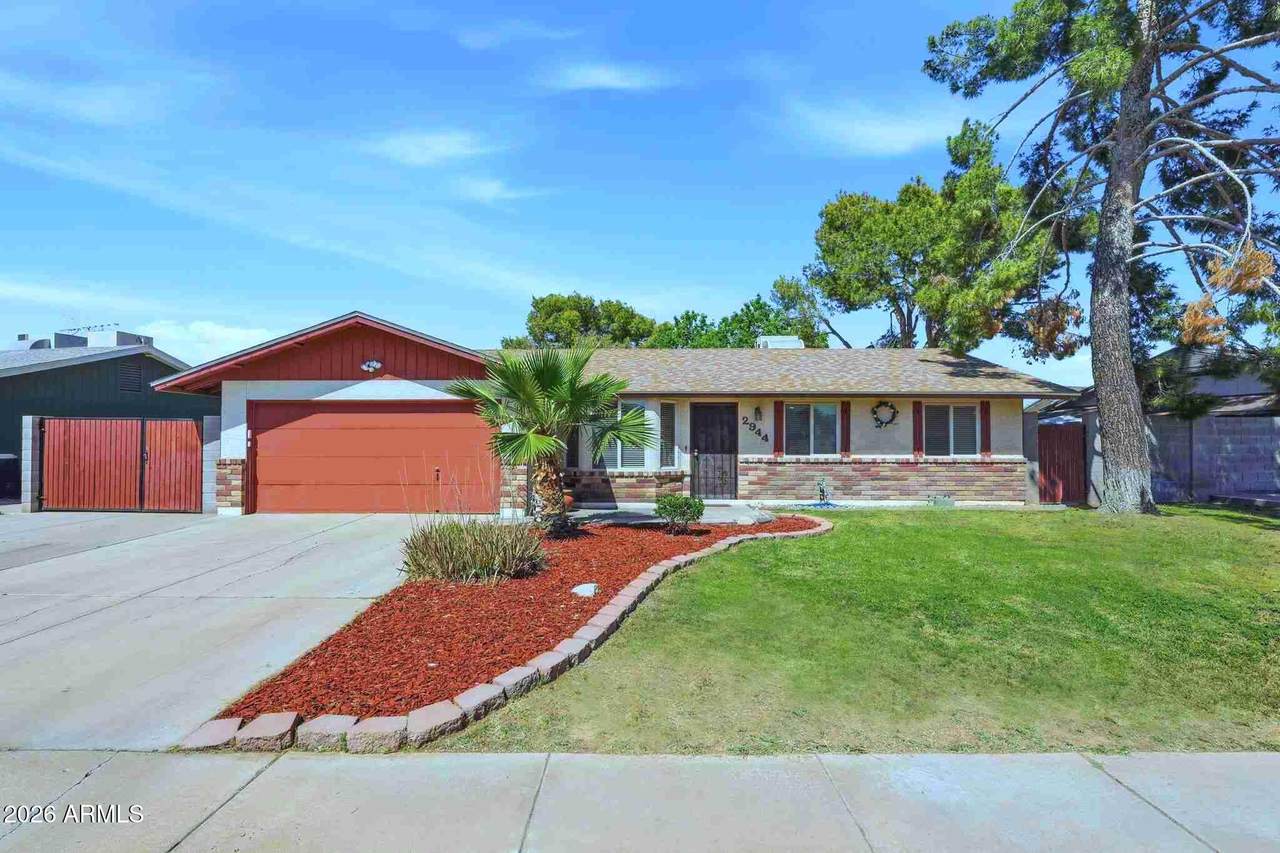 2944 Edgewood Avenue - Photo 1