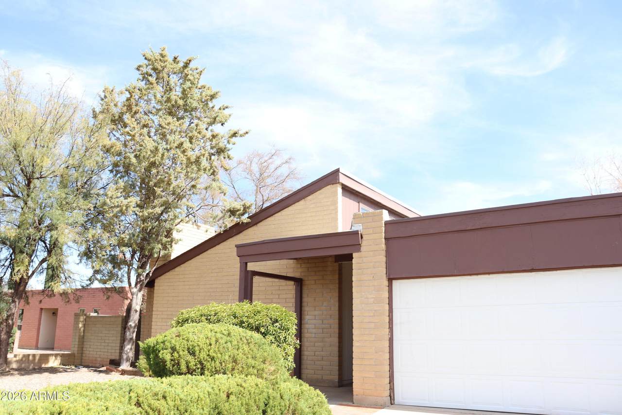 1113 Plaza Azul - Photo 1