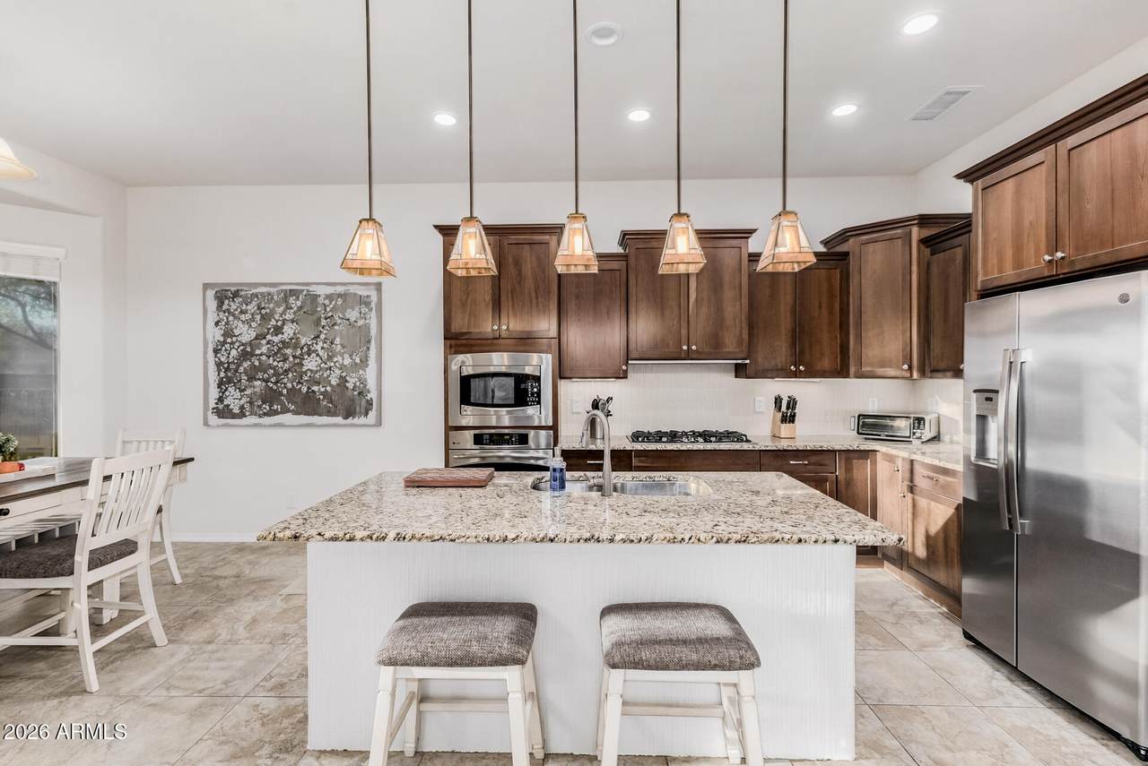 20318 273RD Avenue - Photo 1