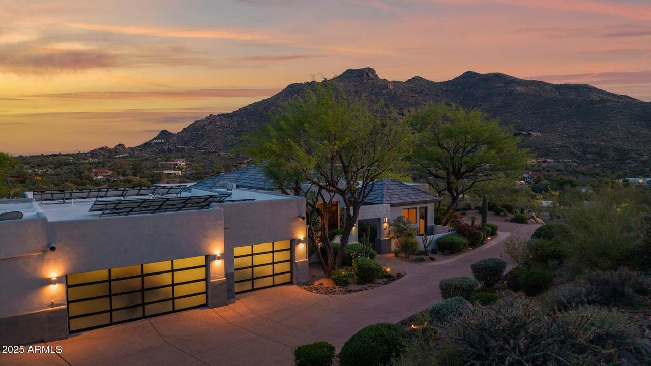 37221 Holiday Lane - Photo 1