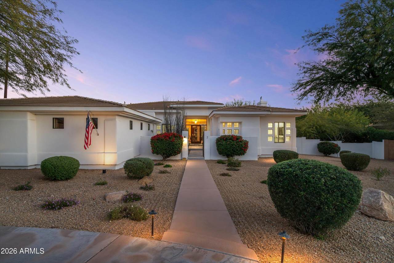 10800 Cactus Road - Photo 1