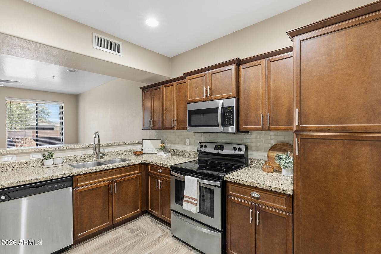 21655 36TH Avenue - Photo 1